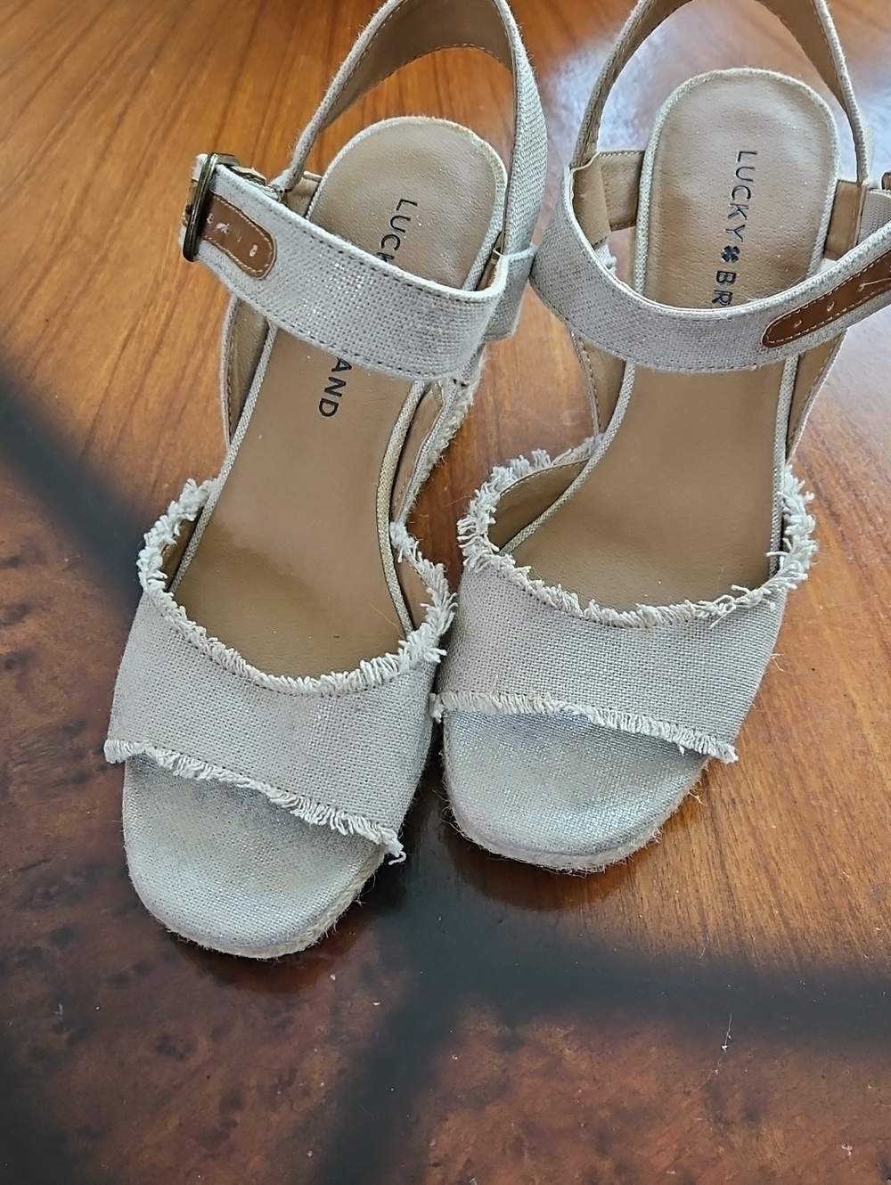 Lucky Brand Women's Cream Frayed Strap Sandals Size 6